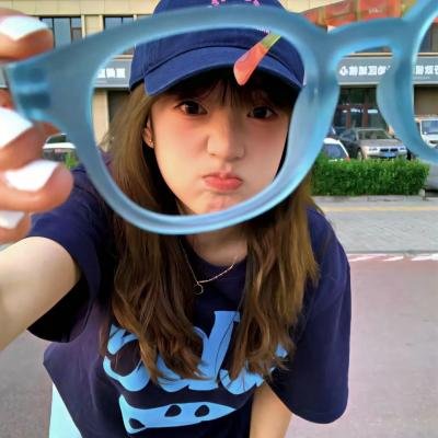 春光灿烂小家丁